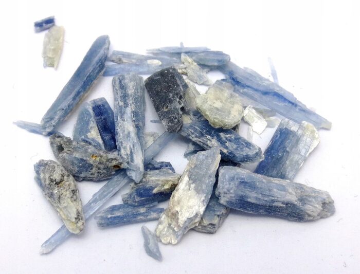 Kyanit, Dysten, Cyjanit Kianit drobne kamienie 10g